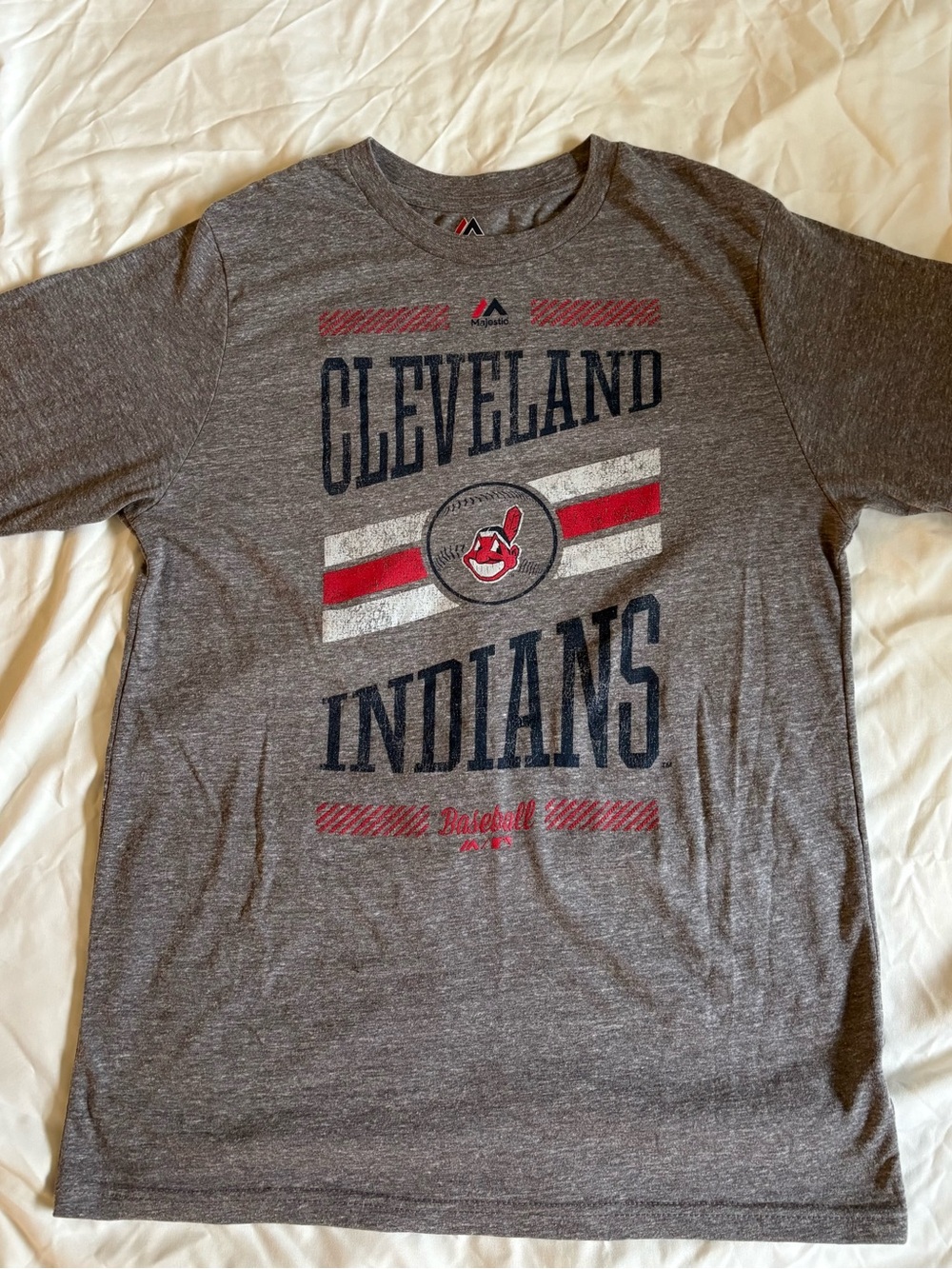 Majestic vintage Cleveland Indians Gray Graphic Tee, youth